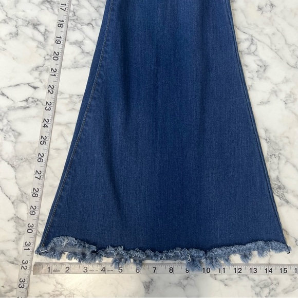 Judy Blue Flare Jeans High Rise Raw Hem Medium Wash Size 28 - Picture 11 of 12